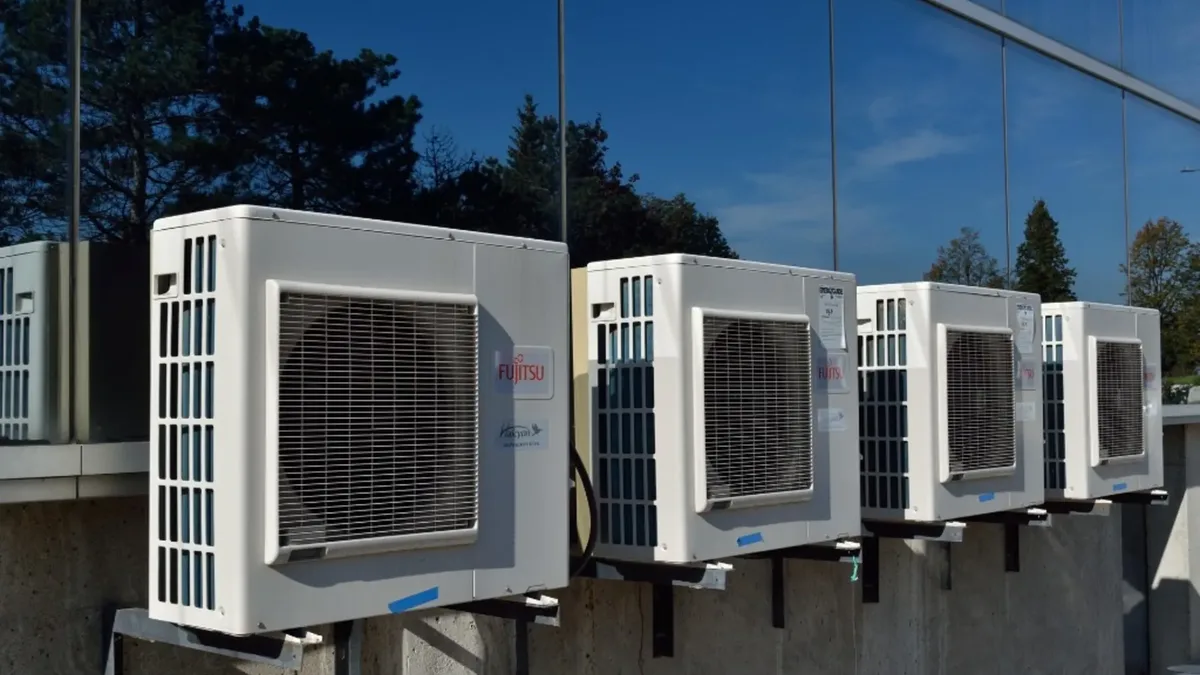 Unités extérieures de climatisation installées à domicile à Vincennes